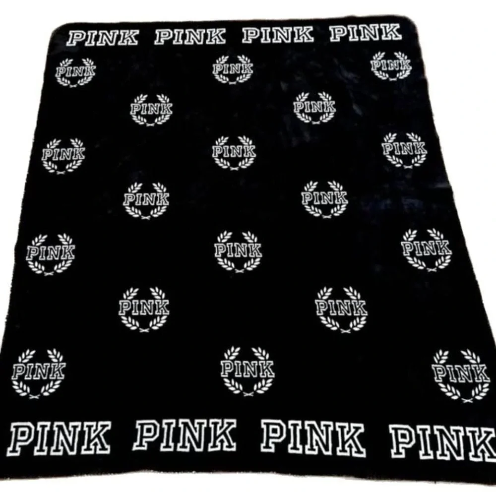 PINK Victoria's Secret Black Sherpa Logo Throw Blanket 50x60